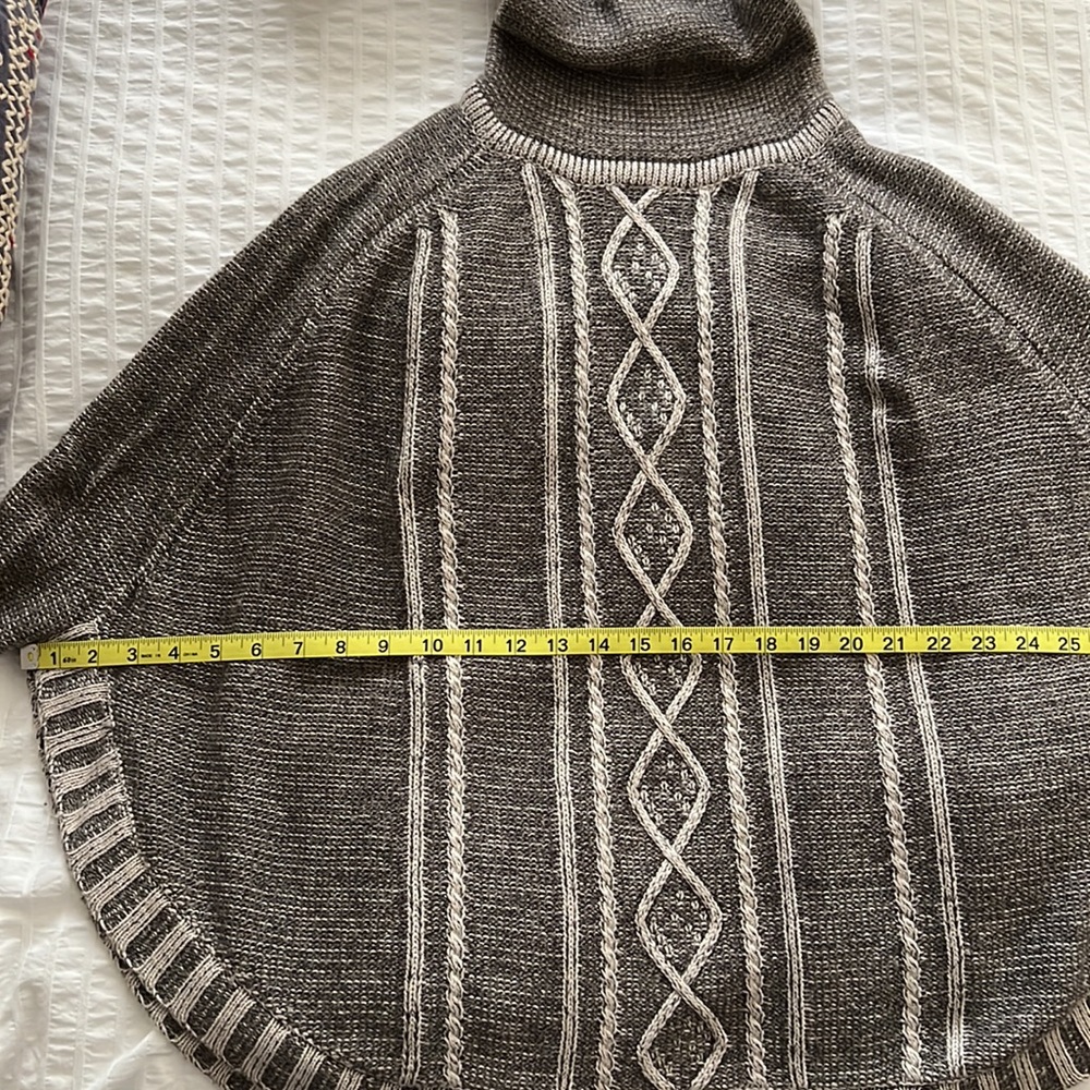 Anthropologie Gray Cable Knit Poncho with Cream Stripes - Picture 7 of 10